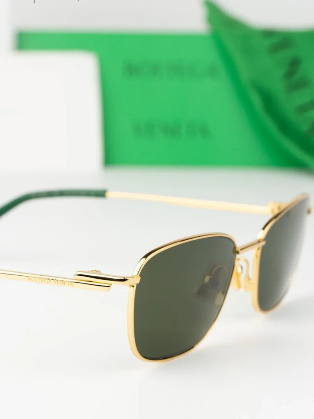 Bottega Veneta Men Sunglasses Gold Green Rectangle BV1300S 002 NEW AUTHENTIC